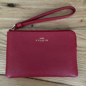 Small Coach wristlet